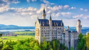 How to Plan a Castle-Themed Road Trip